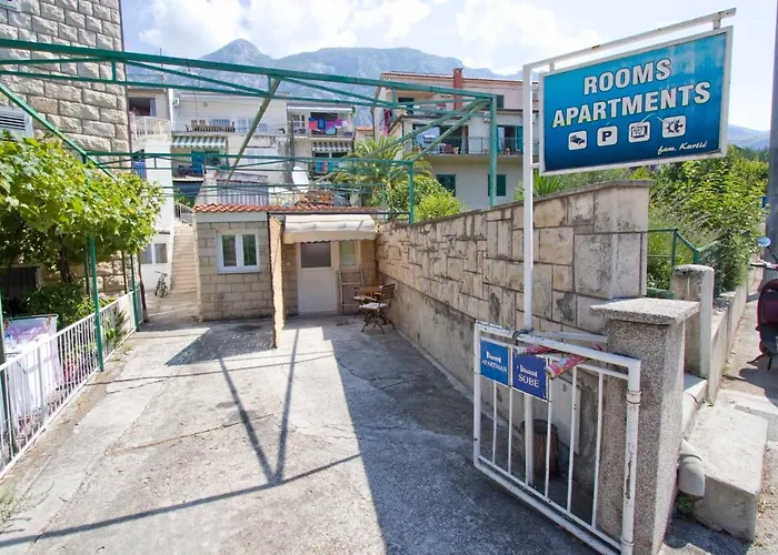 Apartments Srdjan